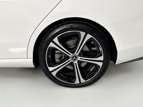 Certified 2025 Mercedes-Benz C 300 Sedan image 31