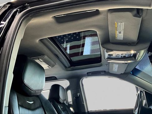 Used 2017 Cadillac Escalade Luxury AWD/4WD image 30