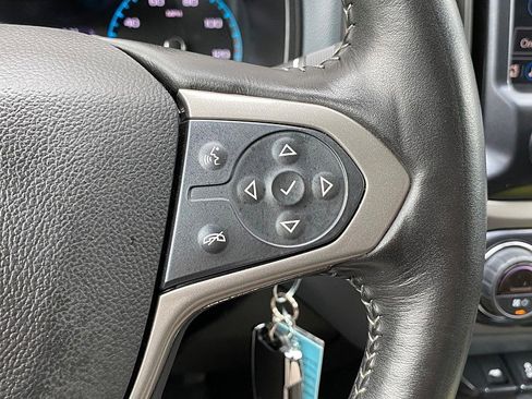 Used 2022 Chevrolet Colorado Z71 image 46
