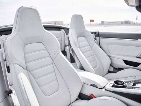 Used 2025 Porsche 911 Turbo S image 41