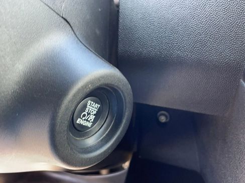 Used 2025 RAM ProMaster 3500 w/ Convenience Group FWD image 21
