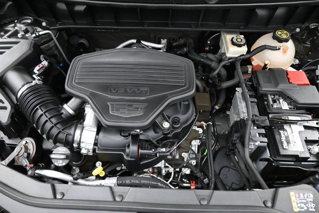 Used 2017 Cadillac XT5 Premium Luxury FWD image 21
