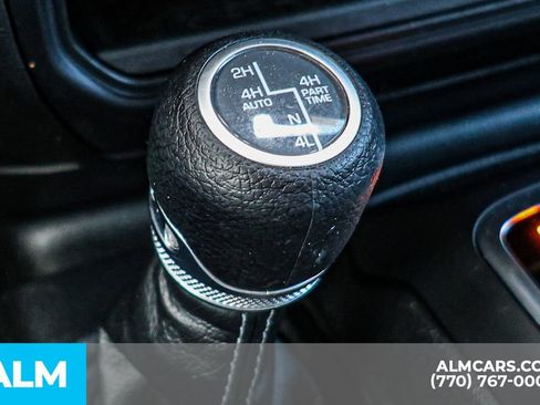 Used 2024 Jeep Wrangler Unlimited Sahara AWD/4WD image 41