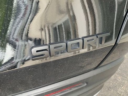 Used 2024 Honda HR-V Sport image 4