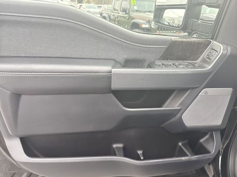 Used 2024 Ford F350 Lariat w/ Camper Package image 16