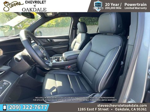 Used 2025 Buick Enclave Preferred FWD image 23
