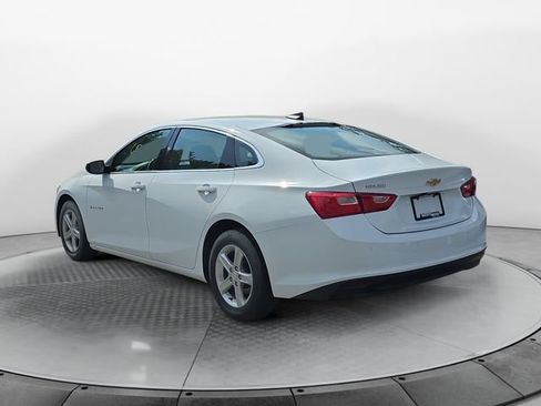 Used 2023 Chevrolet Malibu LS w/ Driver Confidence Package FWD image 3