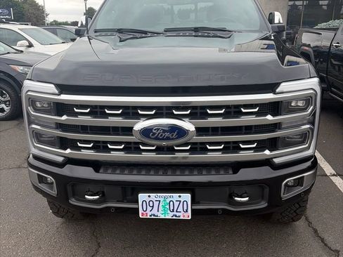 Used 2024 Ford F350 Platinum w/ Tremor Off-Road Package AWD/4WD image 2