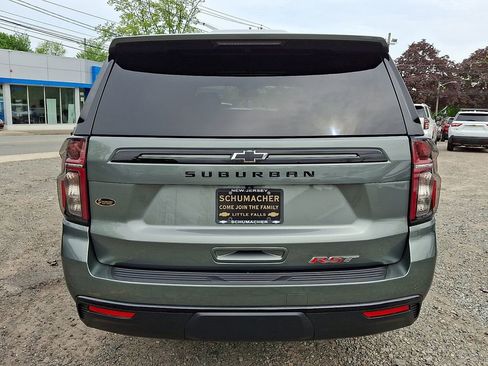 Used 2024 Chevrolet Suburban RST w/ Luxury Package AWD/4WD image 7