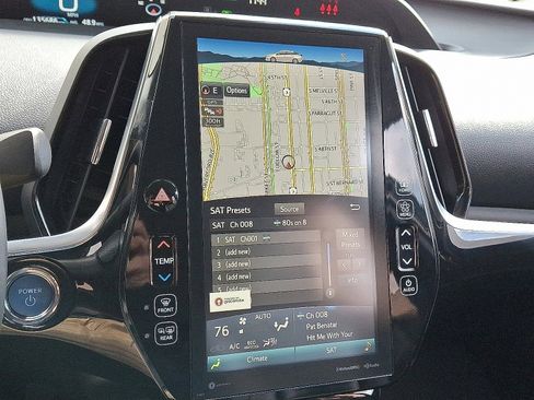 Used 2021 Toyota Prius Prime XLE image 14