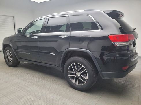 Used 2017 Jeep Grand Cherokee Limited w/ Luxury Group II image 3