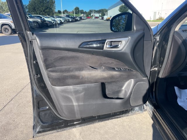 Used 2015 Nissan Pathfinder SV FWD image 20