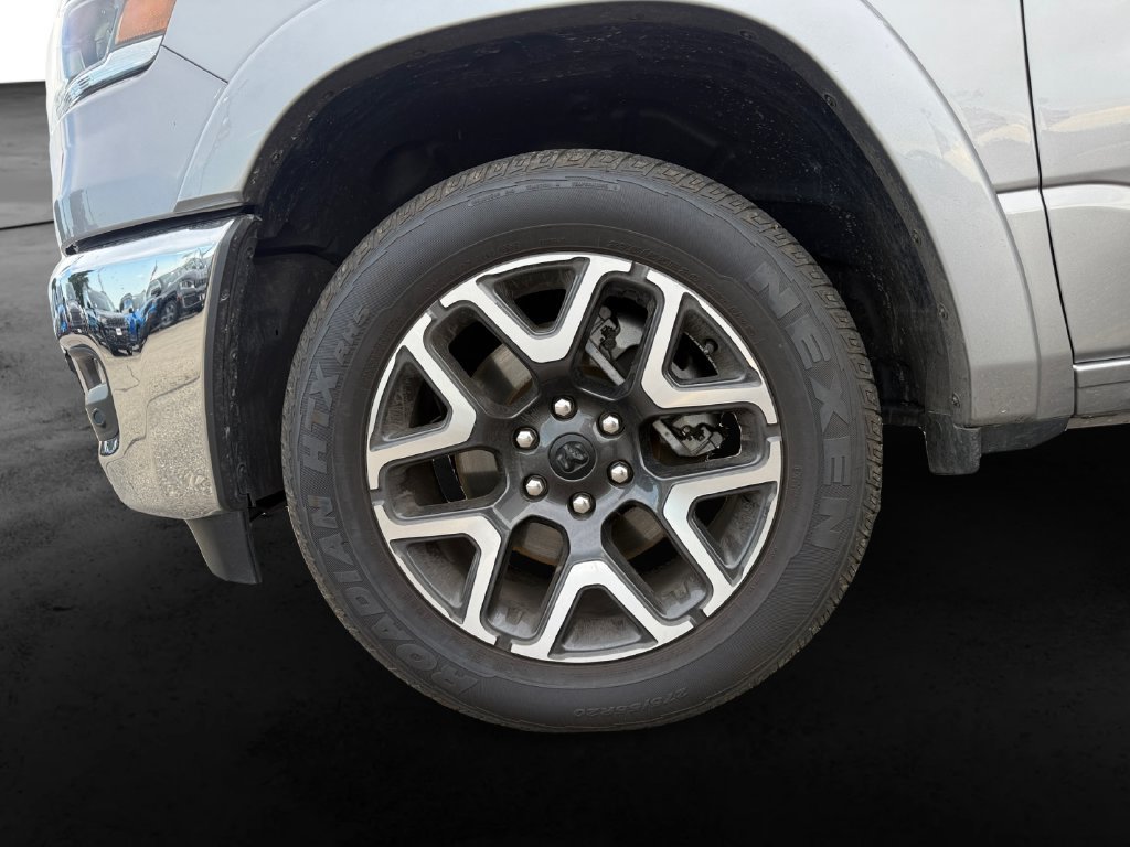 Used 2026 RAM 1500 Laramie AWD/4WD image 12