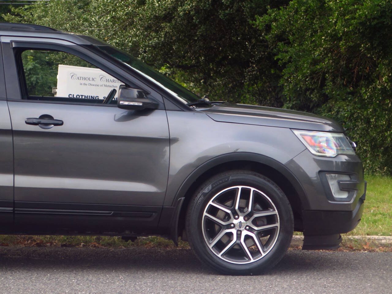 Used 2016 Ford Explorer Sport w/ Equipment Group 401A AWD/4WD image 34