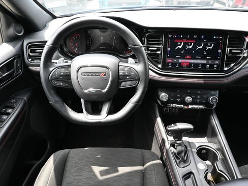 Used 2025 Dodge Durango GT RWD image 23