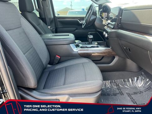 Used 2022 GMC Sierra 1500 Elevation RWD image 19