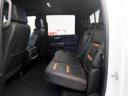 Used 2023 GMC Sierra 2500 AT4 w/ AT4 Premium Plus Package AWD/4WD image 16