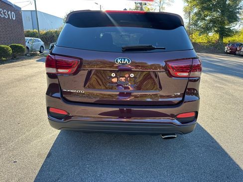 Used 2019 Kia Sorento LX image 5