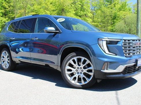 Used 2024 GMC Acadia Denali w/ Super Cruise Package AWD/4WD image 7