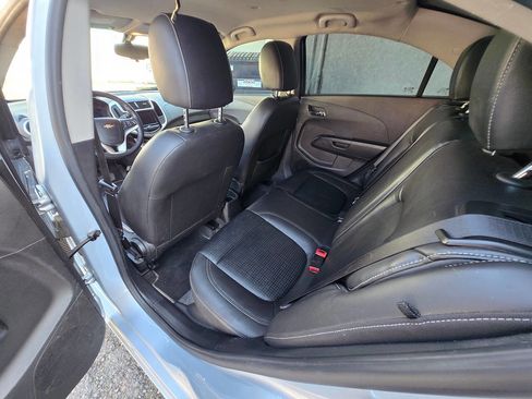 Used 2018 Chevrolet Sonic Premier FWD image 23