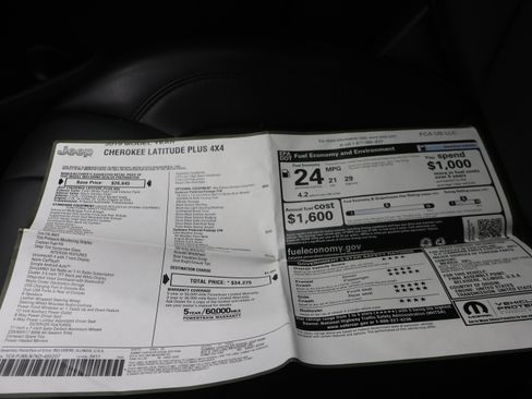 Used 2019 Jeep Cherokee Latitude Plus image 58