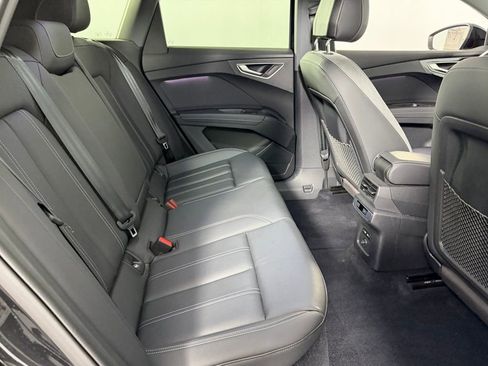 Used 2024 Audi Q4 e-tron Premium Plus w/ Premium Plus image 30