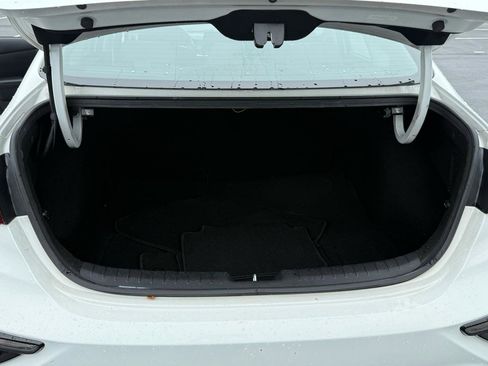 Used 2019 Kia Forte LXS FWD image 8