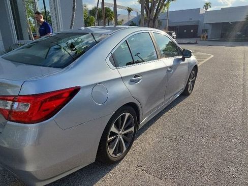 Used 2015 Subaru Legacy 2.5i Limited AWD/4WD image 3
