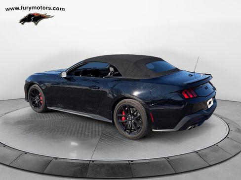 Used 2024 Ford Mustang GT Premium image 6