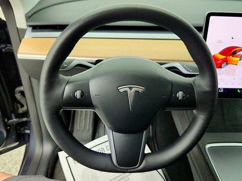 Used 2023 Tesla Model Y Long Range AWD/4WD image 13