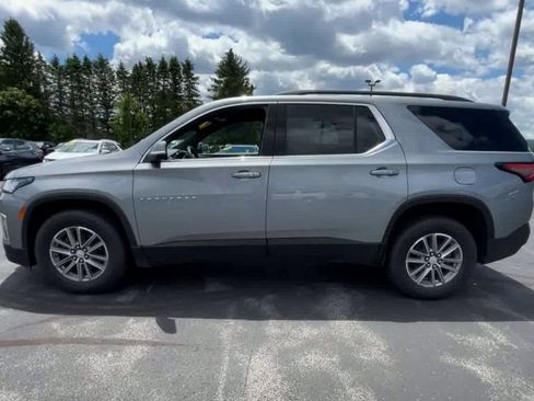 Used 2023 Chevrolet Traverse LT AWD/4WD image 5
