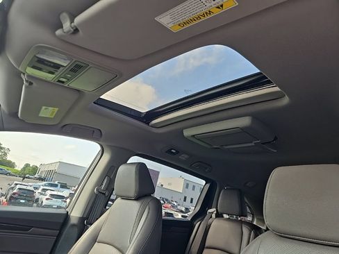 Used 2019 Honda Odyssey Elite image 11