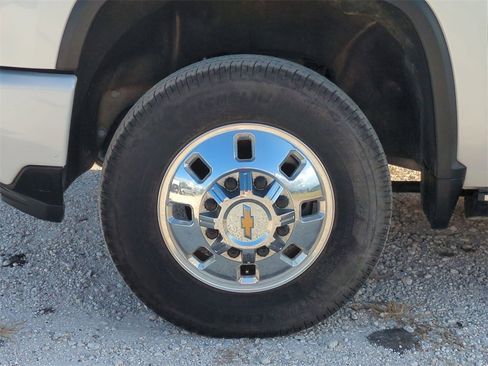 Certified 2024 Chevrolet Silverado 3500 High Country w/ High Country Premium Package image 33