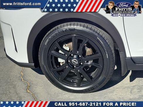 Used 2023 Nissan Kicks SV FWD image 18