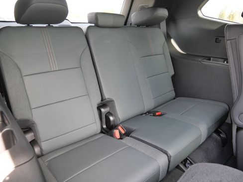 New 2026 GMC Acadia AT4 w/ Luxury Package AWD/4WD image 35
