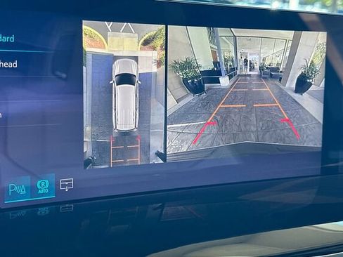 New 2026 Cadillac Escalade Sport w/ LPO, ONYX Package AWD/4WD image 8