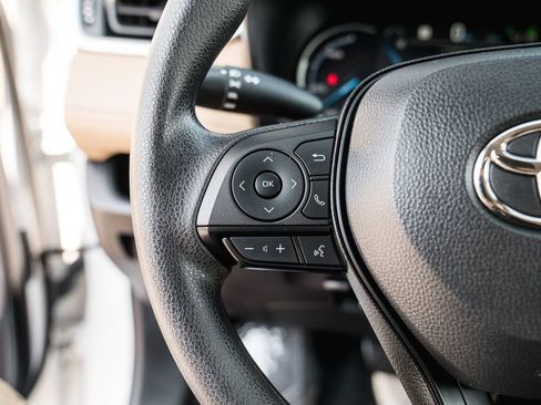 Certified 2024 Toyota RAV4 LE image 16