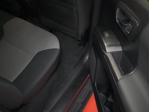 Certified 2022 Toyota Tacoma TRD Sport image 16