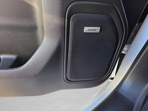 Used 2021 Chevrolet Silverado 1500 High Country w/ Technology Package image 24