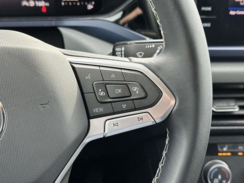 Used 2022 Volkswagen Taos SE image 26