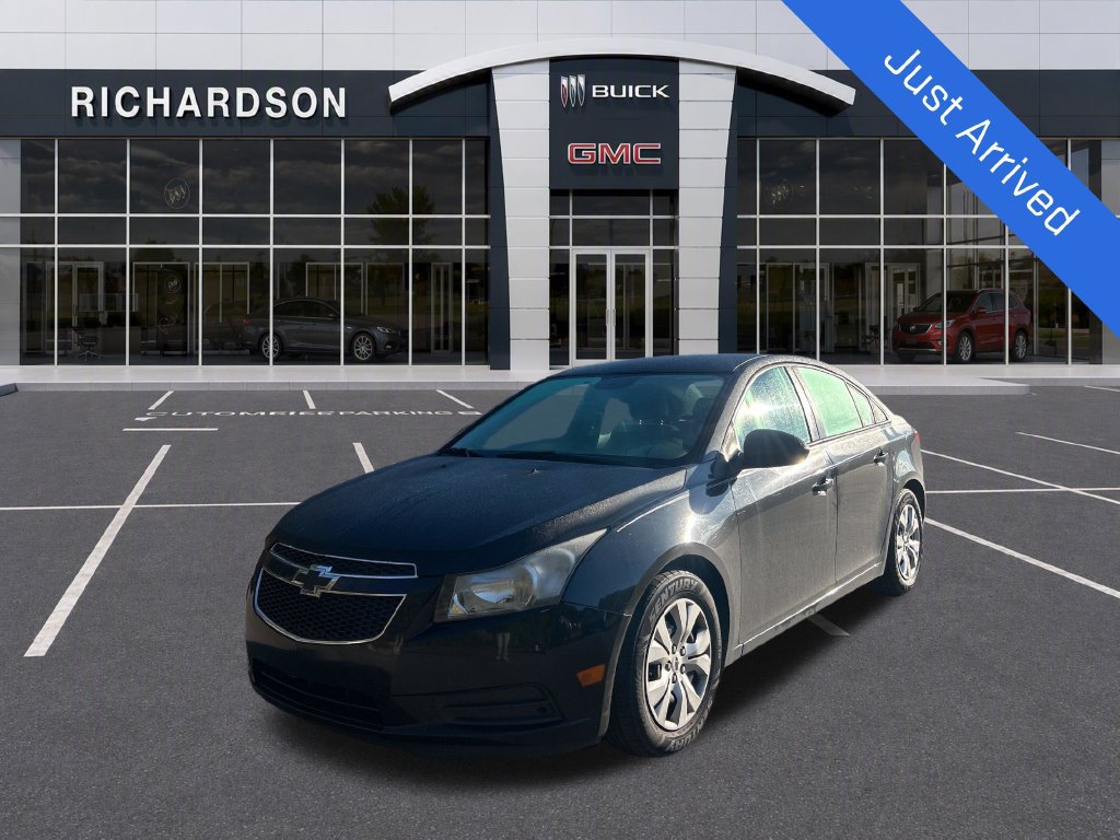 Used 2013 Chevrolet Cruze LS FWD 360° Tour