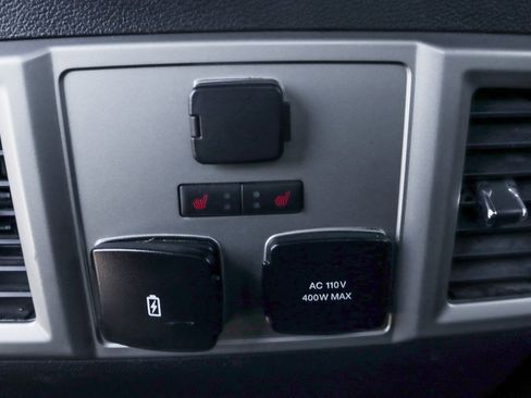 Used 2019 Ford F150 Lariat w/ Equipment Group 502A Luxury image 49