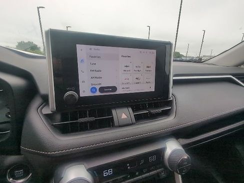 Used 2023 Toyota RAV4 XLE AWD/4WD image 14