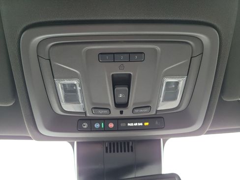 Used 2024 Chevrolet Silverado 1500 LTZ image 24