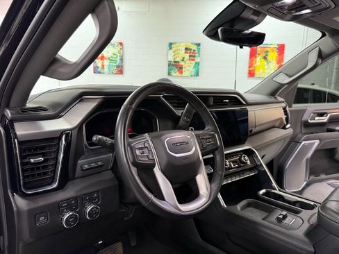 Used 2024 GMC Sierra 2500 Denali w/ Denali Reserve Package image 11