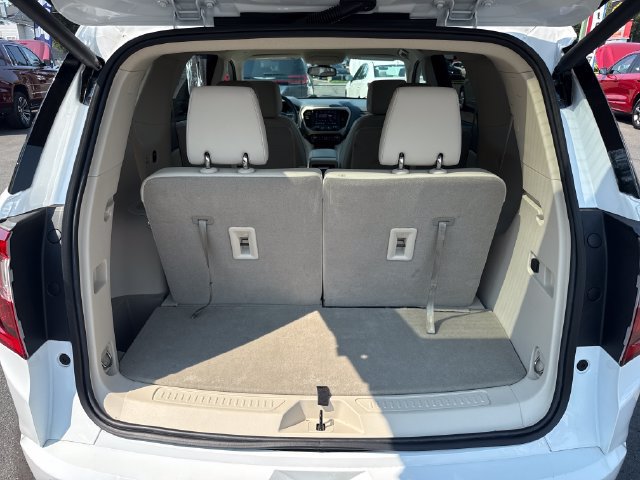 Used 2023 GMC Acadia Denali AWD/4WD image 13