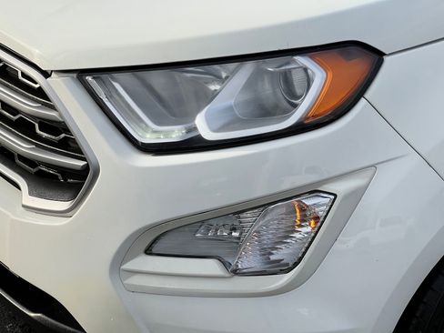 Used 2021 Ford EcoSport SE w/ SE Appearance Package image 9