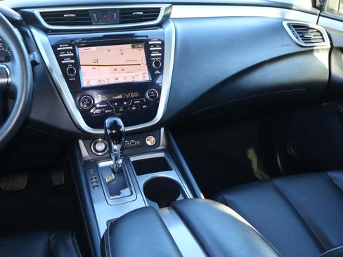 Used 2024 Nissan Murano SL image 11