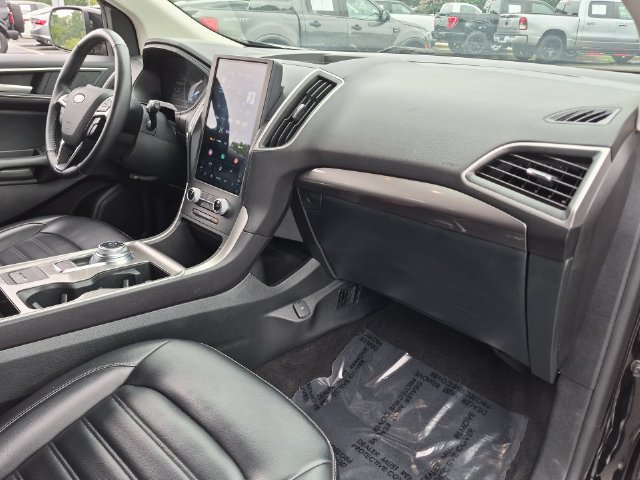 Used 2024 Ford Edge SEL AWD/4WD image 35