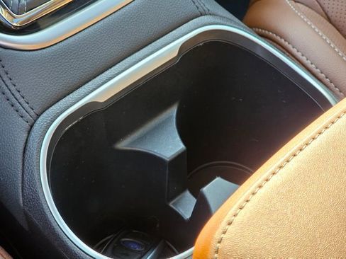 Used 2024 Subaru Outback Touring XT image 38